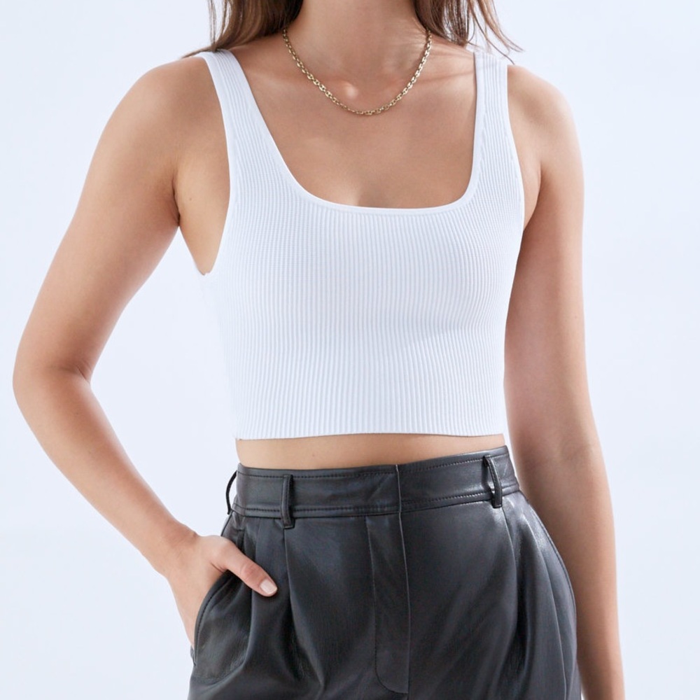 Babaton Sculpt Knit Tank